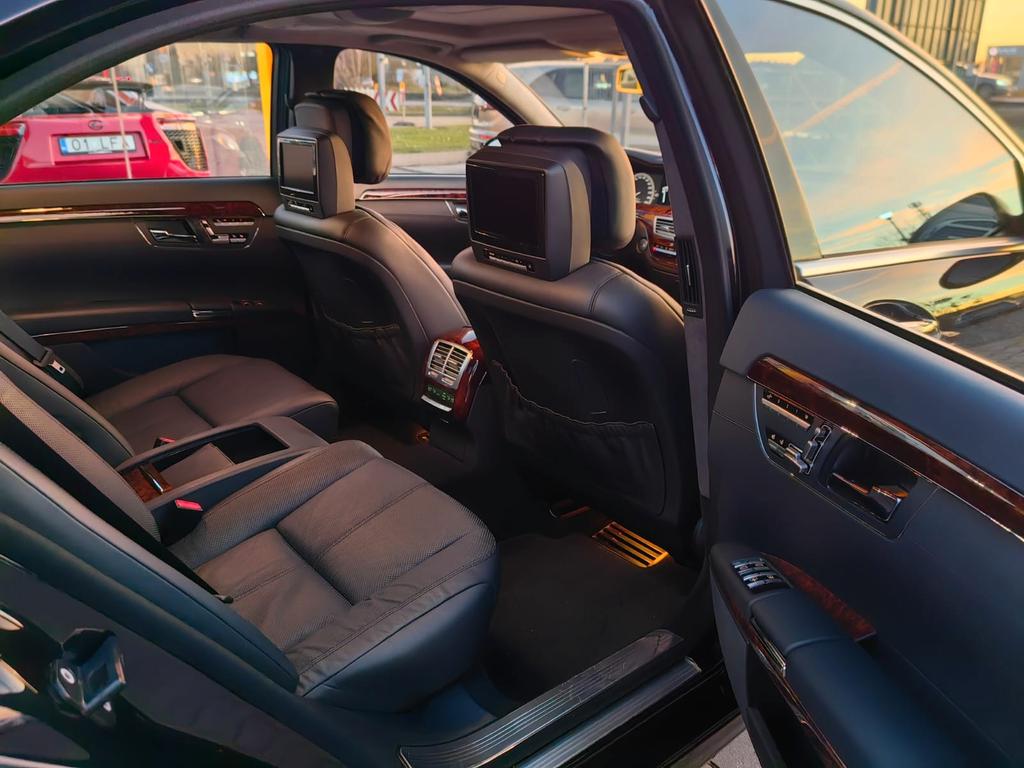 Mercedes-Benz S 600