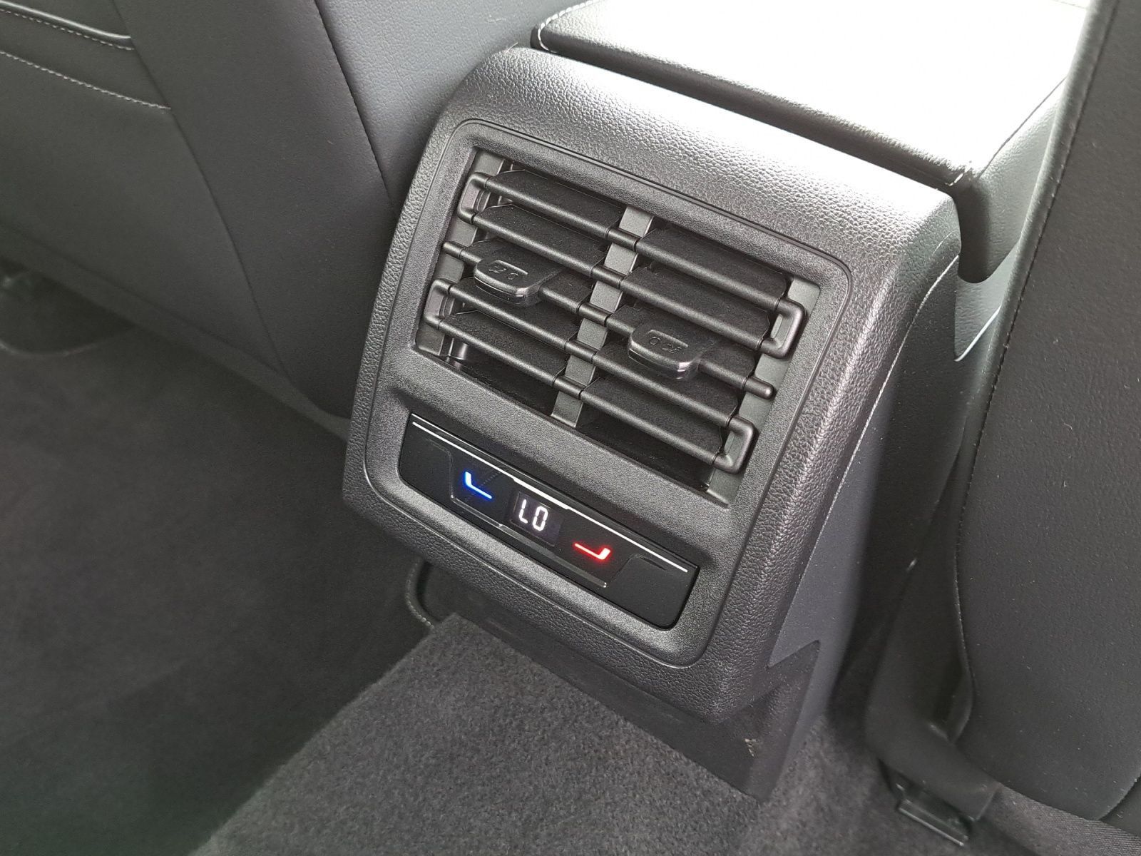 Volkswagen Golf - Bild 17