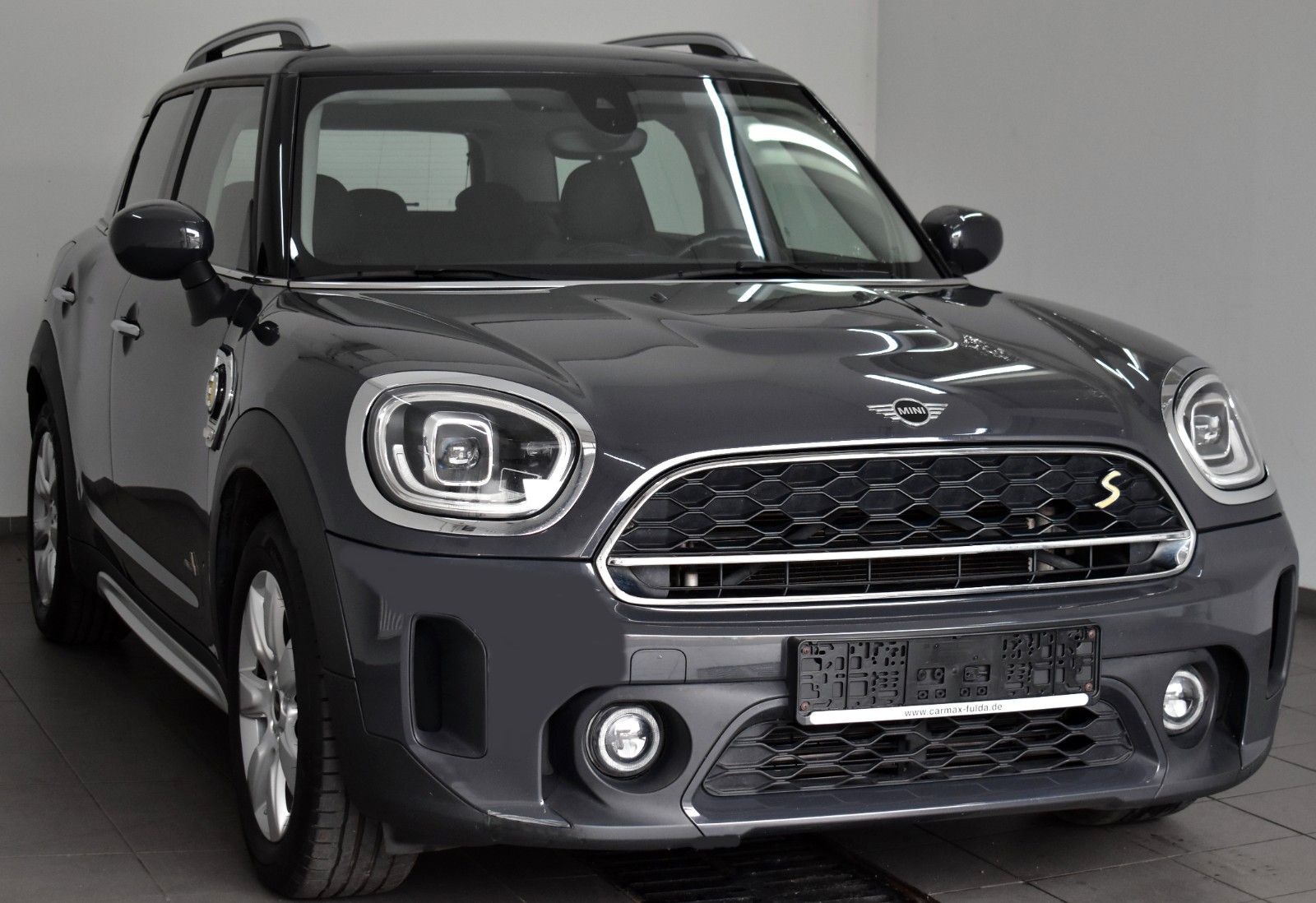 Fahrzeugabbildung MINI Cooper SE Countryman All4,Leder,Navi,LED,PDC