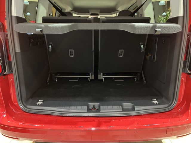 Ford Grand Tourneo Connect PHEV Titanium