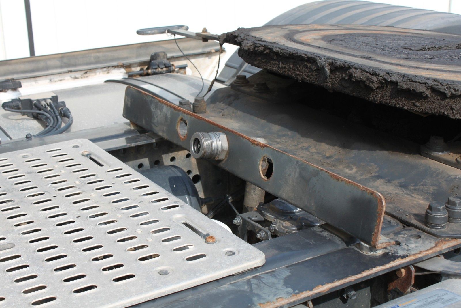 Fahrzeugabbildung Iveco S-Way AS440S49T/P mit Kipphydraulik