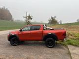 Toyota Hilux 2,8D Double Cab, OME-Fahrwerk - gebrauchte Toyota Hilux aus dem Jahr 2021