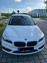 BMW 216 Gran Tourer 216d - - weiße BMW 216 Gran Tourer