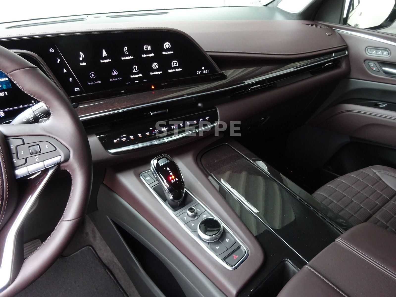 Cadillac Escalade 6.2 V8 Sport Platinum EU-Navi Luftfed.