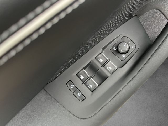 Passat Variant Elegance 2.0 TDI DSG,IQ.LIGHT,AHK