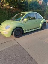Volkswagen New Beetle 1.8T 20V - Volkswagen New Beetle mit Benzin-Antrieb: Leder, Limousine