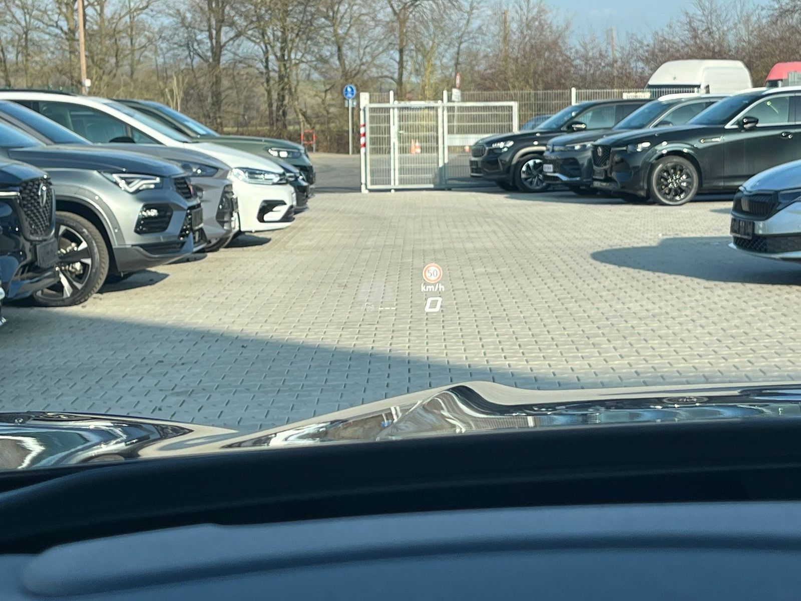 Fahrzeugabbildung CUPRA Terramar 2.0 TSI 4D VZ HUD*MATRIX*PANO*DCC*20"