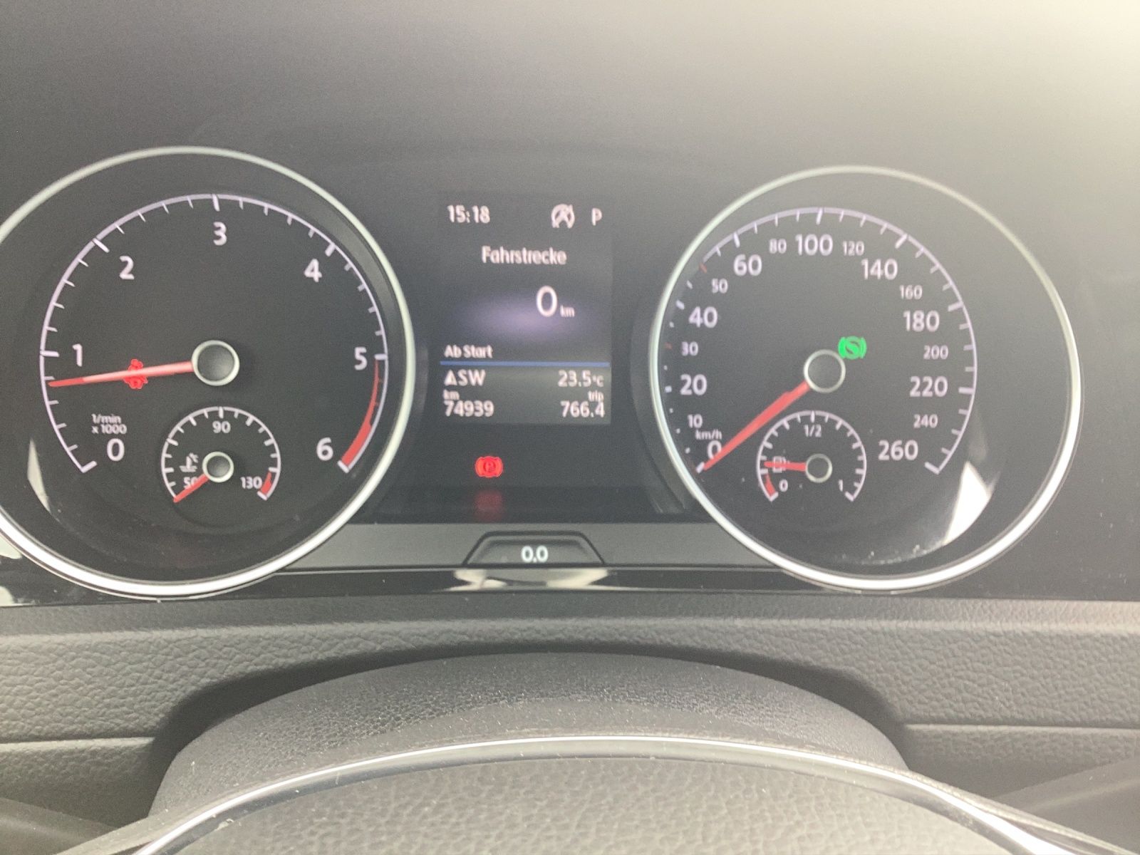 Fahrzeugabbildung Volkswagen Golf VII Variant TDI Highl. DSG LED FAP+ DAB Nav