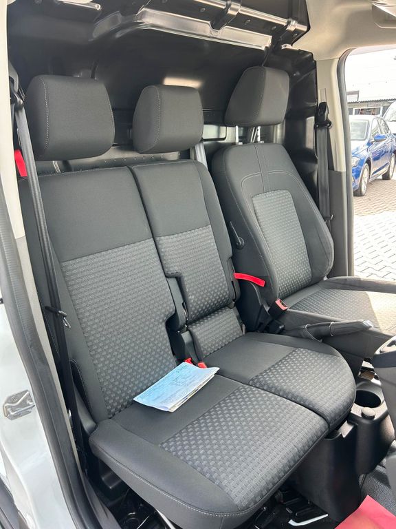 Car Image 22