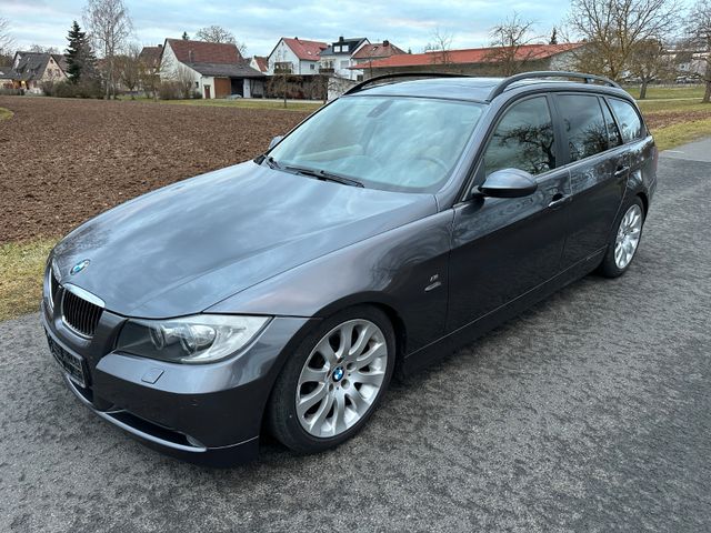 BMW 320d Sport Automatik Panorama Xenon Navi Leder