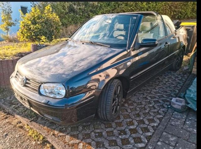 Volkswagen WOlKSWAGEN Golf 4 Cabrio