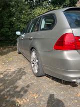 BMW 320d Touring - BMW 320 aus 2011: Kombi, 320d