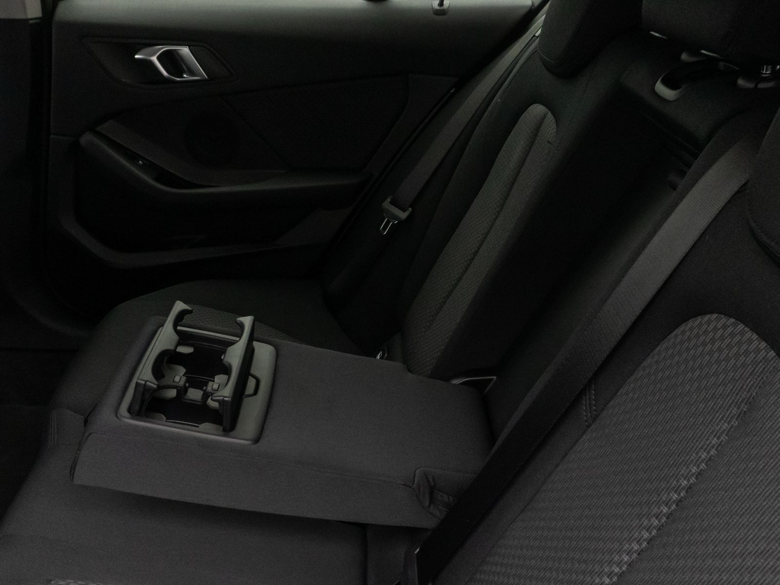 Fahrzeugabbildung BMW 118i Kamera DAB Lordos CockPitPro Lenkrhzg LED