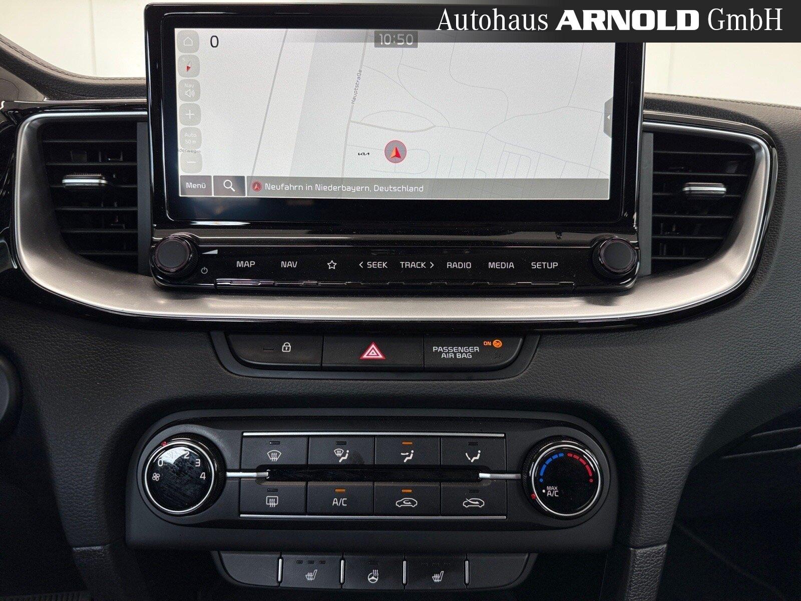 Kia Ceed_SW 1.5 T-GDI Vision Abstandstemp. Kamera !