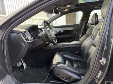 Volvo V90 - 11
