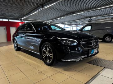 Mercedes E 200 - 3