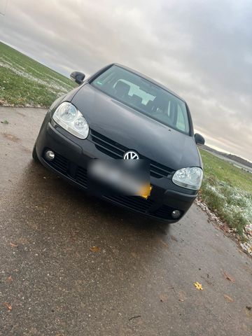 Volkswagen Golf 5  1.6  TÜV NEU