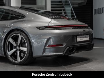 Porsche 992 - 11