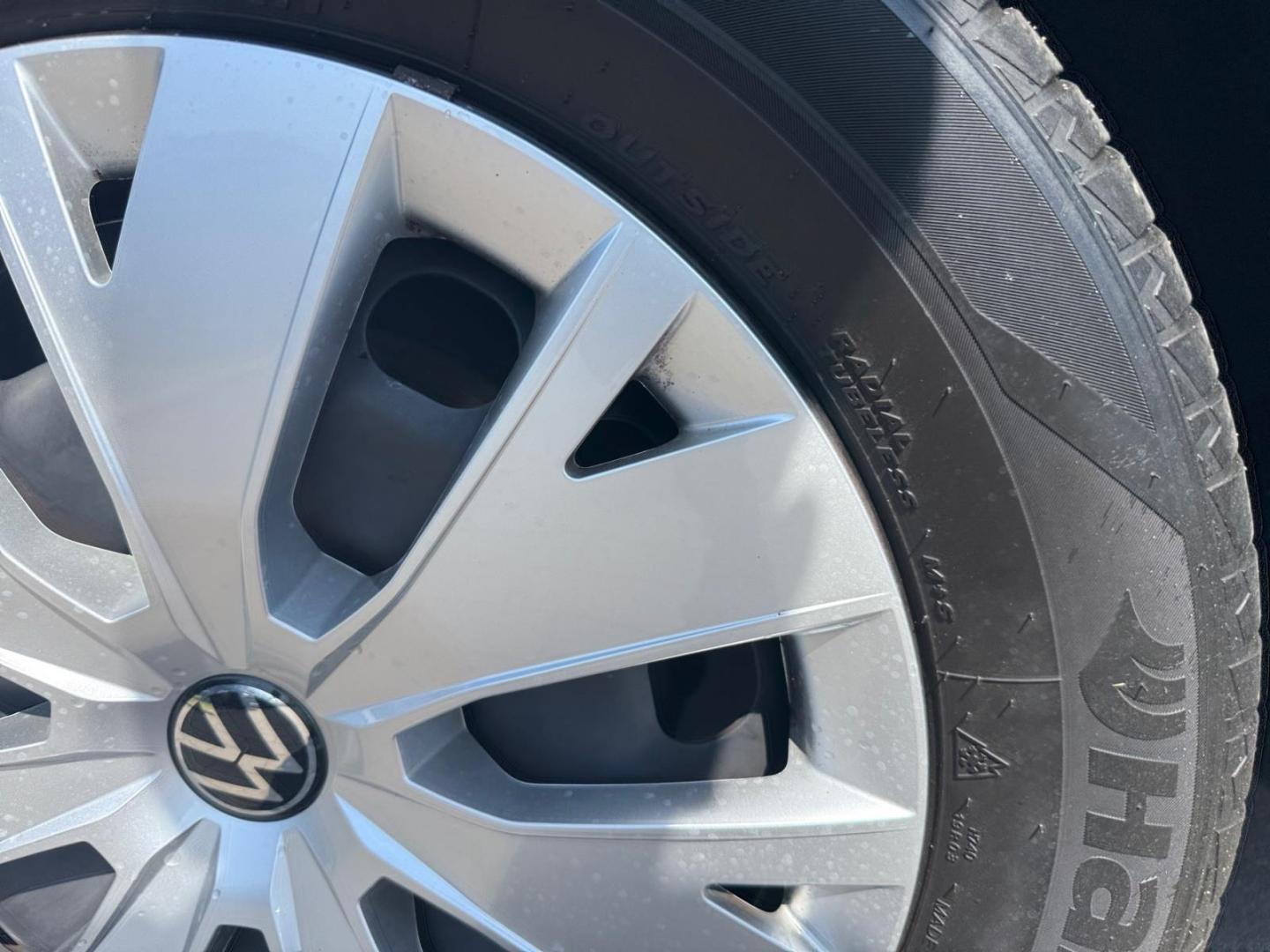 Volkswagen Taigo 1.0 TSI 5-Gang SHZ Einparkhilfe Tempomat, миниатюра 9