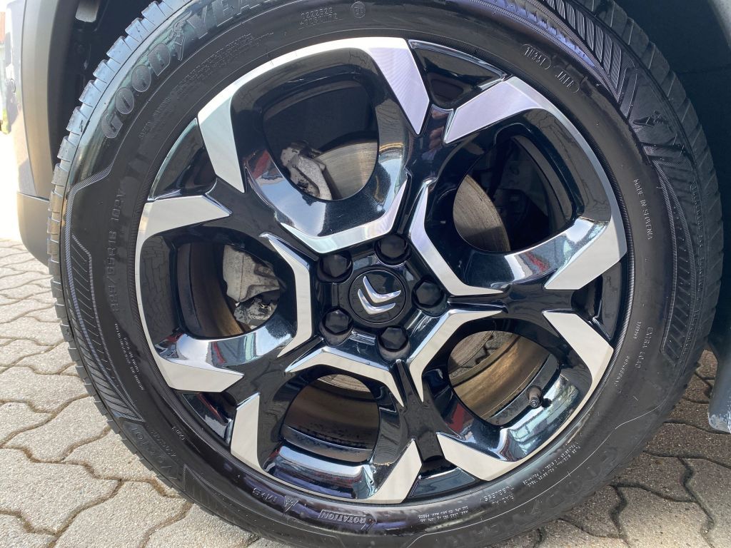 Fahrzeugabbildung Citroën C5 Aircross Pure Tech 130 S&S EAT8 MAX
