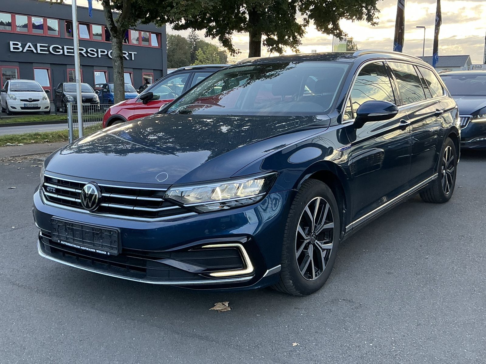 Volkswagen Passat GTE Massage R.Cam Navi AHK ACC LED 4xSHZ