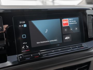 Volkswagen T7 Multivan - 12