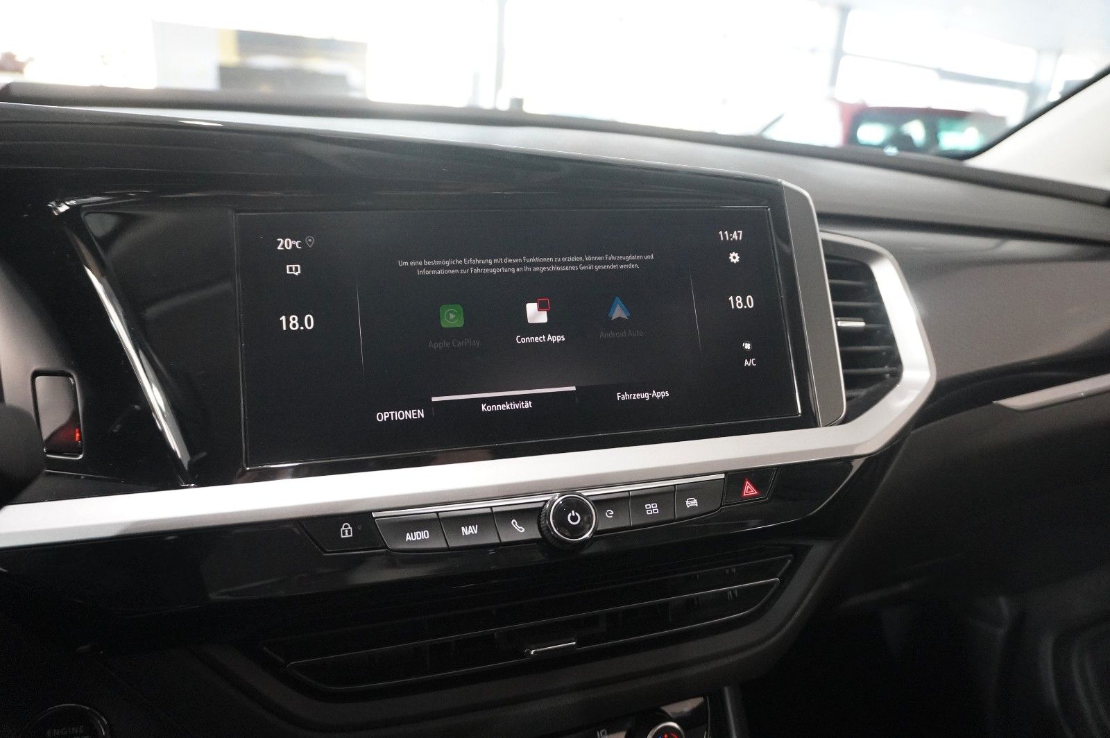 Fahrzeugabbildung Opel Grandland (X) ULTIMATE 4HYBRID NAVI/LED/SPORT/SH
