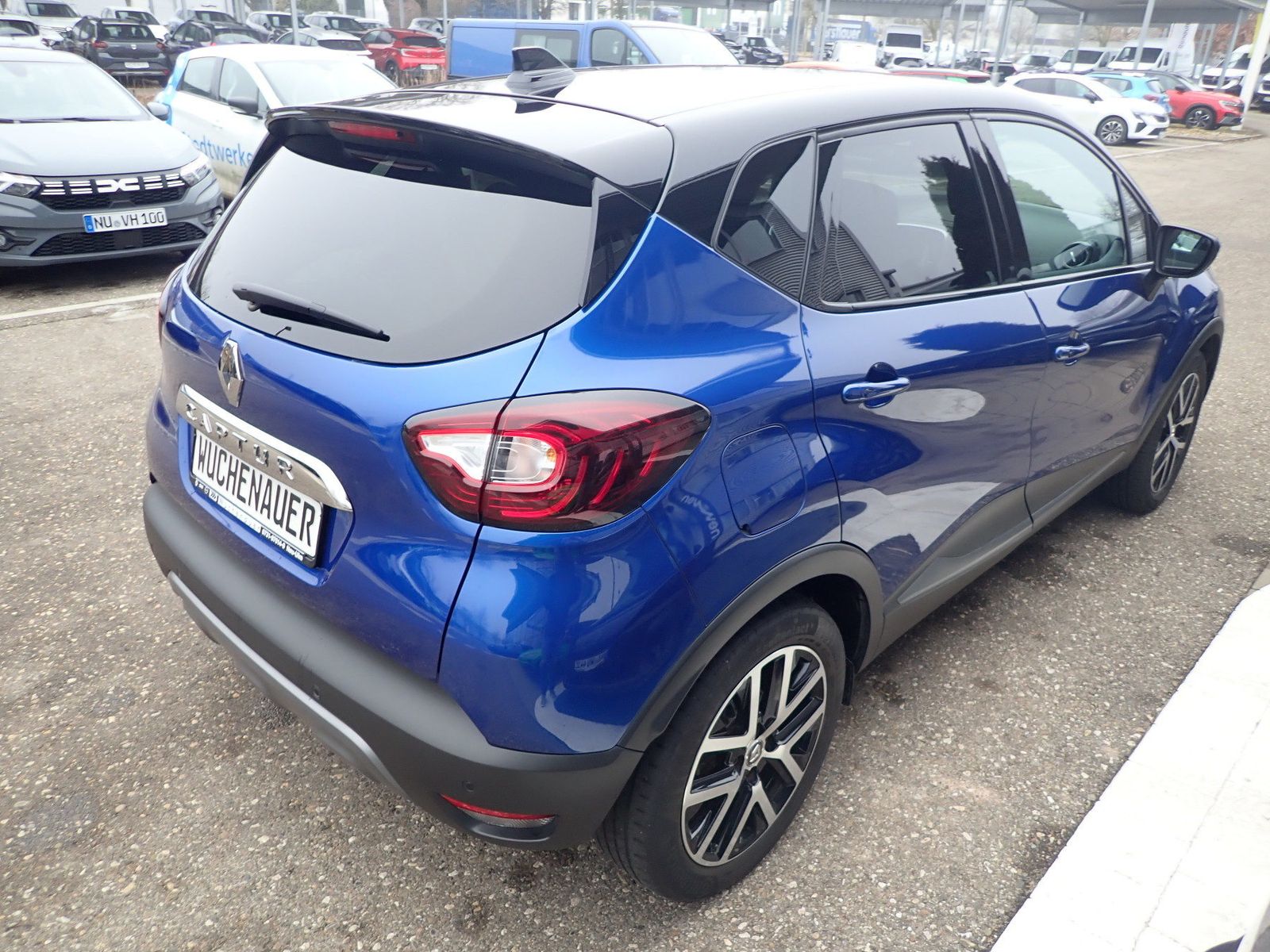Fahrzeugabbildung Renault Captur VERSION S TCe 150 EDC/AUTOMATIK/