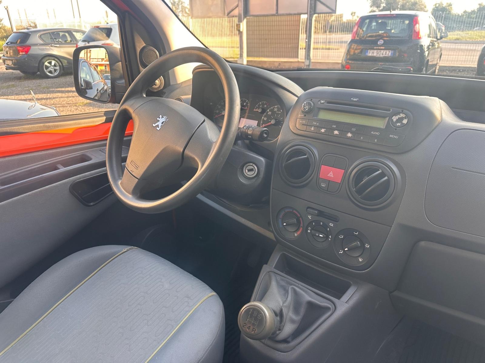Peugeot Bipper 2010 — photo 9