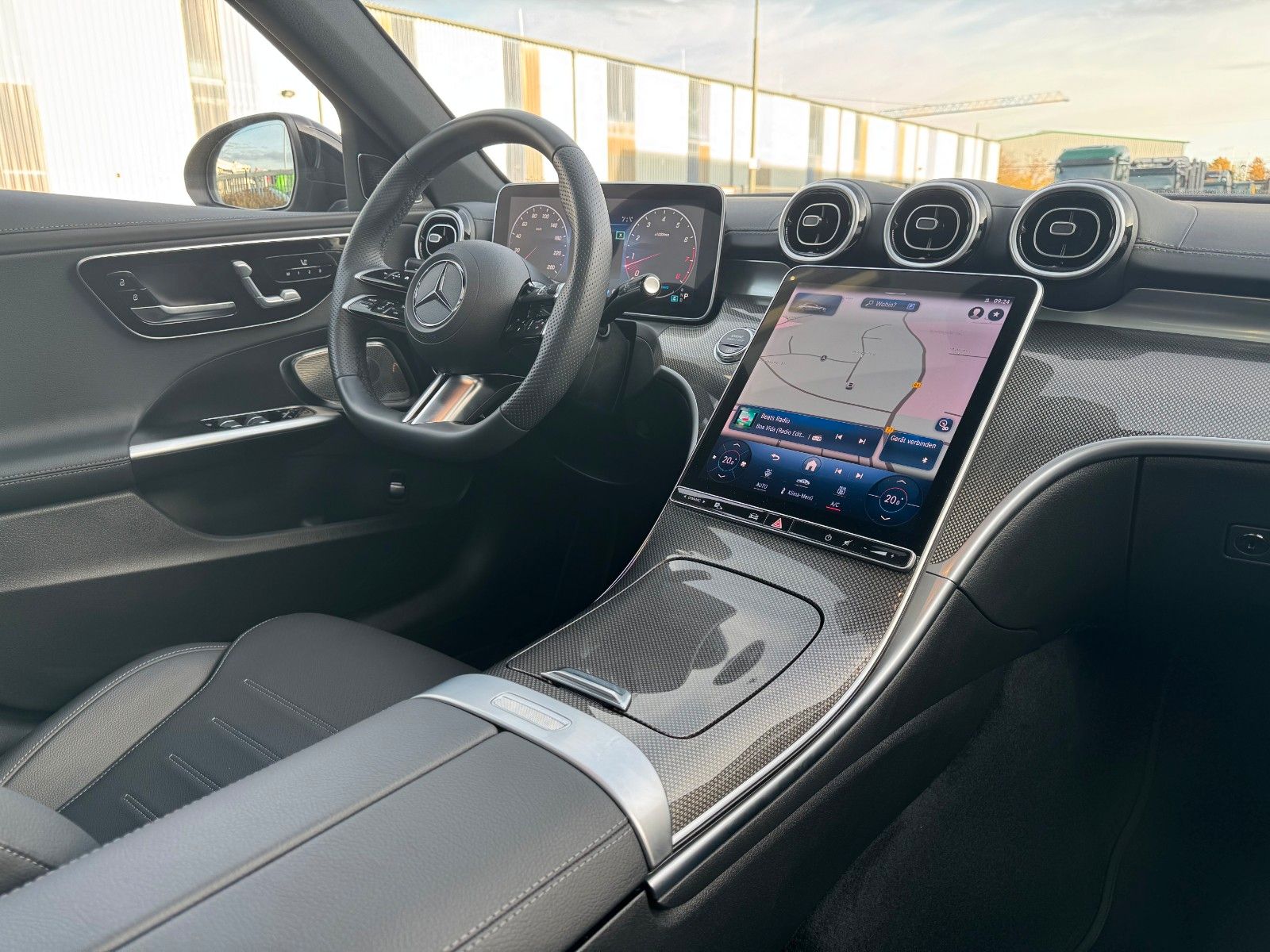 Fahrzeugabbildung Mercedes-Benz C 300 AMG+Pano+Burmester+360+Digital+Memory