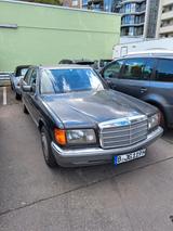 Mercedes-Benz S 300 - silberne Mercedes-Benz S 300