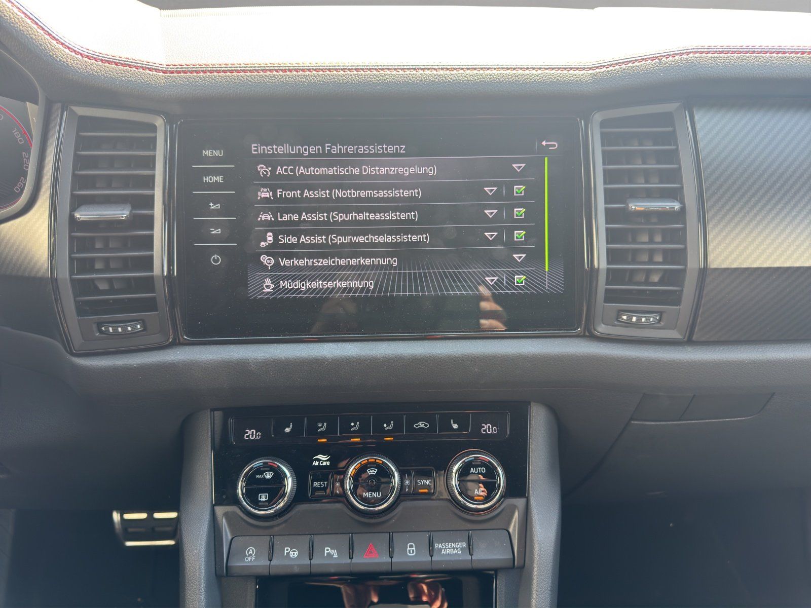 Fahrzeugabbildung SKODA Kodiaq 2.0 TSI RS 4x4/KAMERA/ACC/COLUMBUS/DCC/