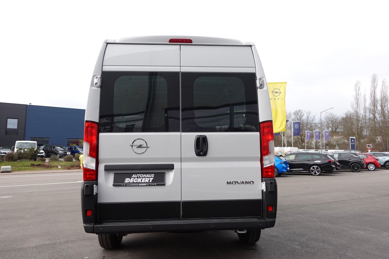 Fahrzeugabbildung Opel Movano Cargo L2H2 2.2 Diesel 103 kW