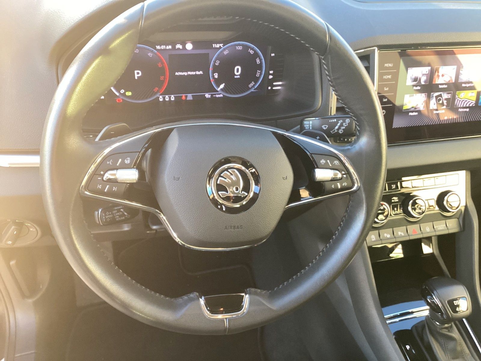 Fahrzeugabbildung SKODA Karoq Clever 2.0 TDI 110 KW DSG 4x4