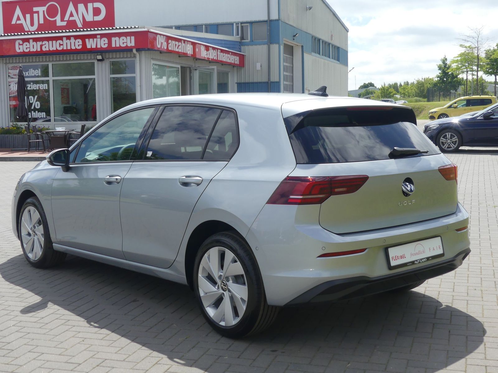 Volkswagen Golf VIII 1.5 TSI LED ACC Kamera imagem 3
