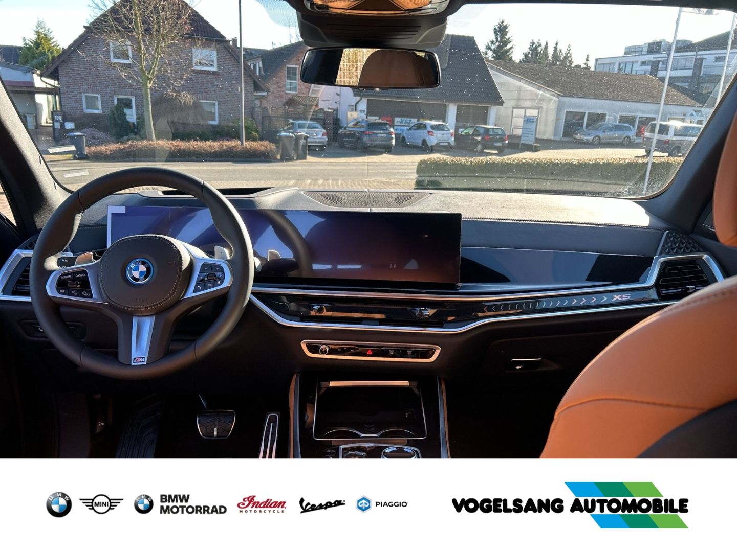Fahrzeugabbildung BMW X5 xDrive50 e M Sport Pro Park-Assistent Pano