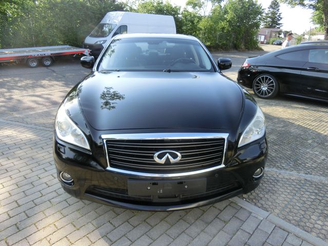 Infiniti Q70 3.0L Typ MY51 Vollausstattung