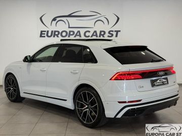 Audi Q8 - 4