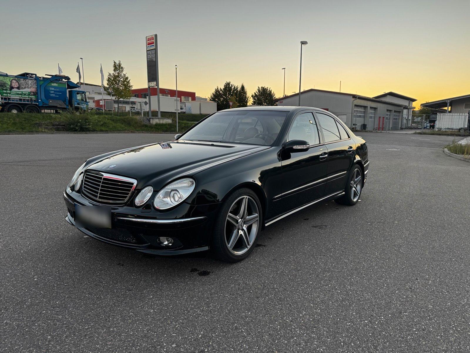 Mercedes-Benz E 220