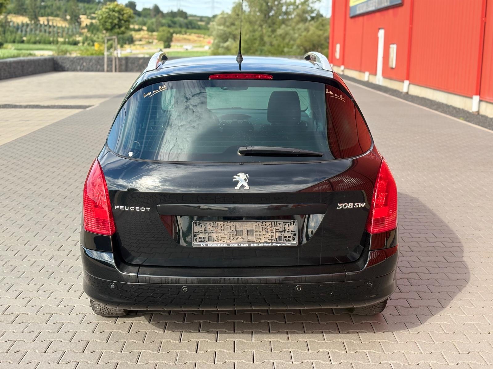 Peugeot 308 2012 — engine 1.598 cm³, 120 HP (88kW)