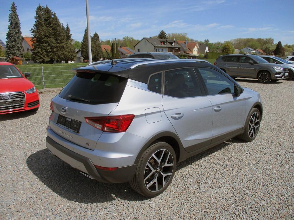 Seat Arona 1.0 TSI FR DSG NAVI AHK Kamera 18Zoll