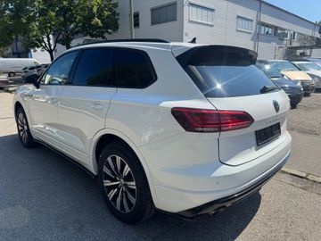 Volkswagen Touareg - 5