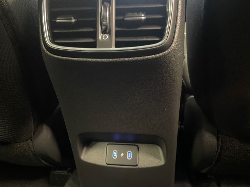 Fahrzeugabbildung Hyundai i30 Kombi 1.5 T-GDI 7-DCT Advantage AUT DynLicht