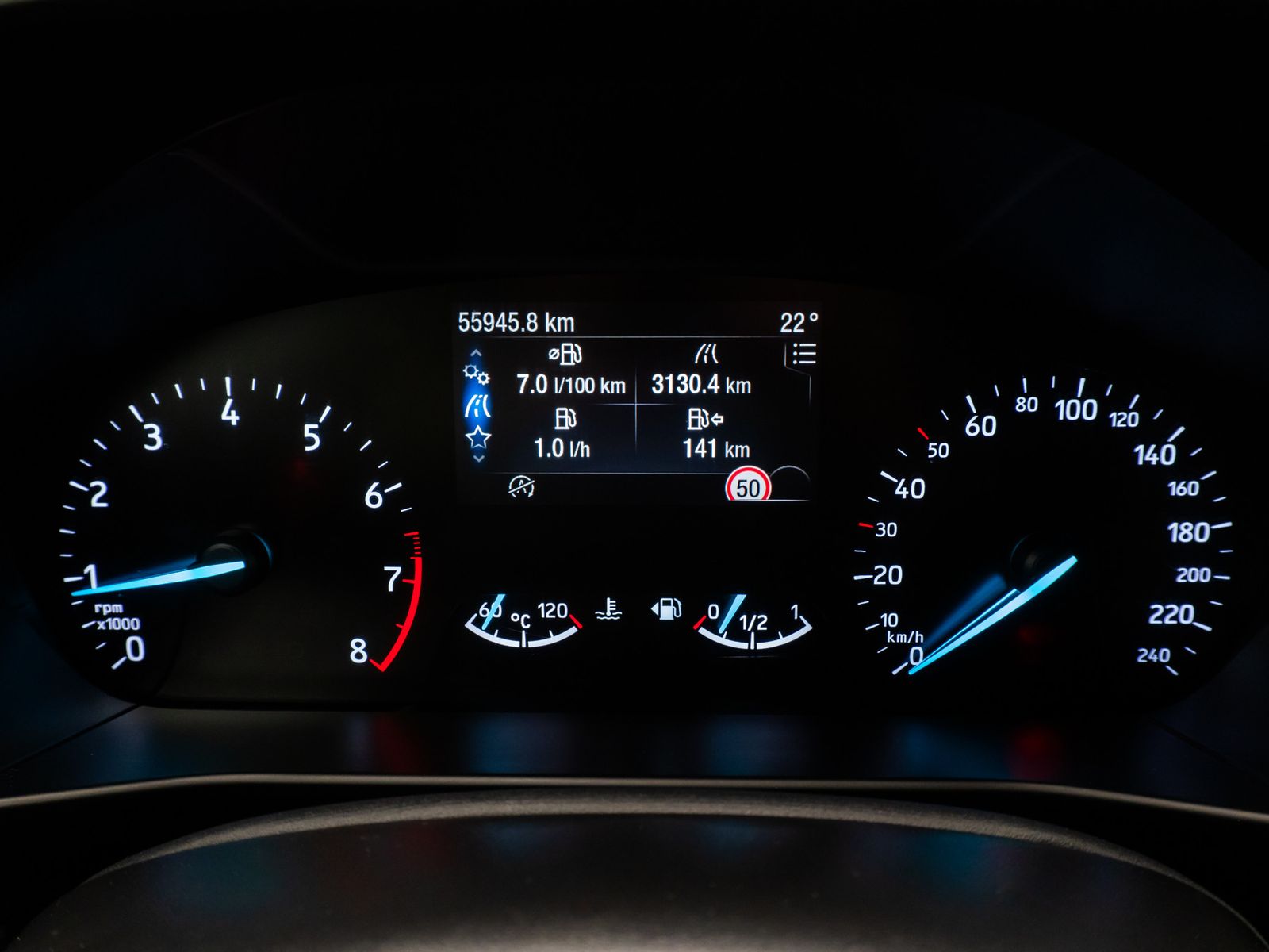 Fahrzeugabbildung Ford Focus ST-Line Kamera ACC LED Komfort HiFi Sport
