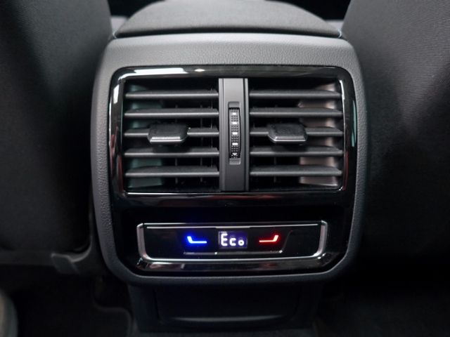 Fahrzeugabbildung Volkswagen Passat Variant GTE 1.4 TSI DSG | LED AHK RFK ACC