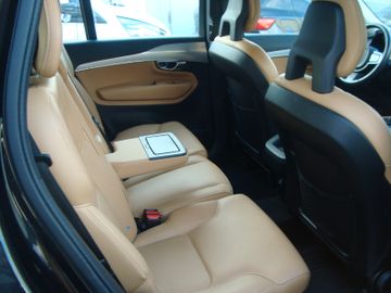 Volvo XC90 - 7