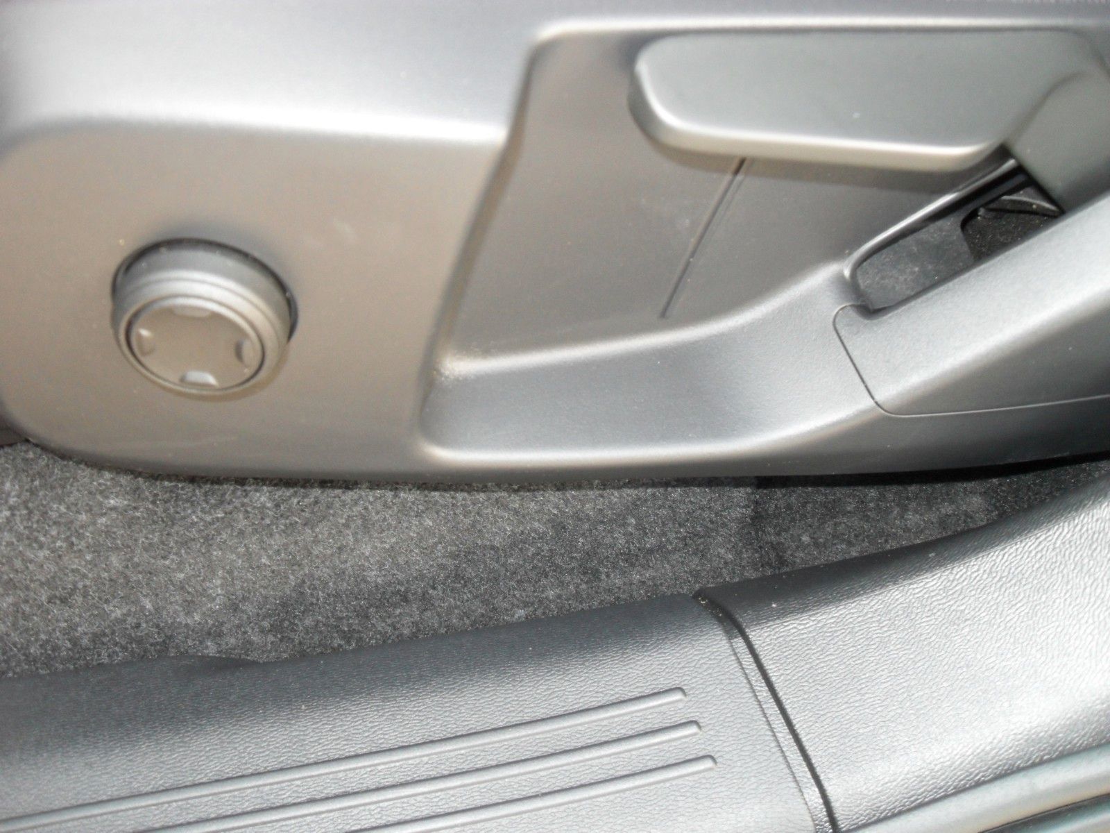 Fahrzeugabbildung Volvo C40 Core Recharge Pure Electric 2WD