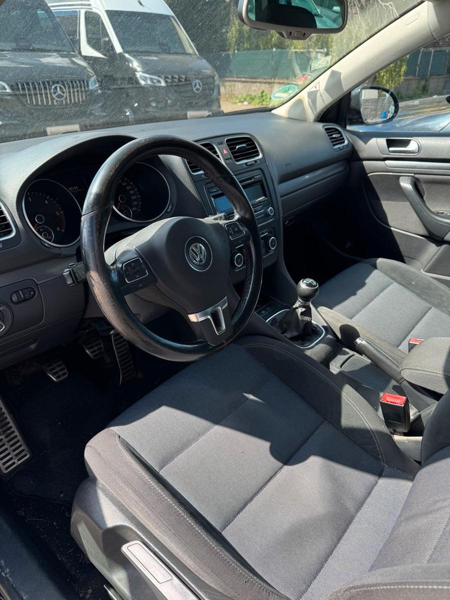 Volkswagen Golf 2012 — photo 5