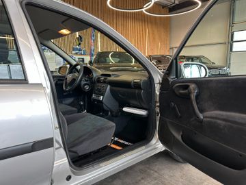 MYAUTOCENTER – Gebraucht- und Jahreswagen mit Werkstattservice in Pfaffenhofen Opel Corsa *TÜV 072027*KLIMAANLAGE*