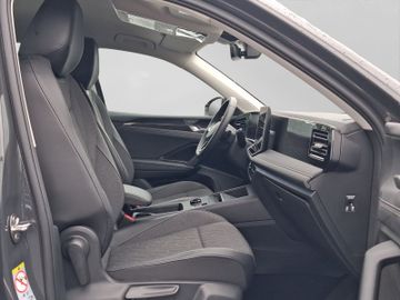 Volkswagen Tiguan - 4
